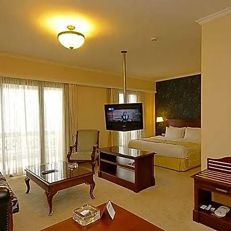 Monec 4*