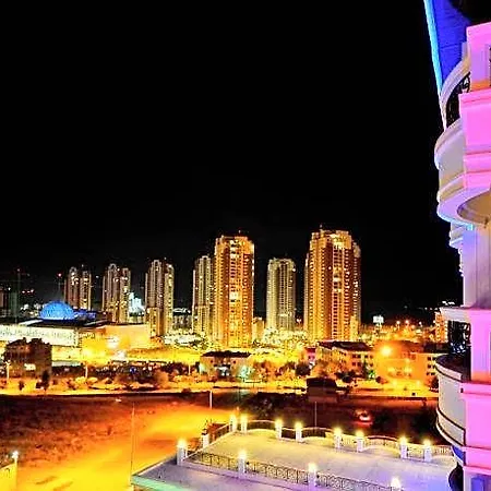 Monec Отель 4*